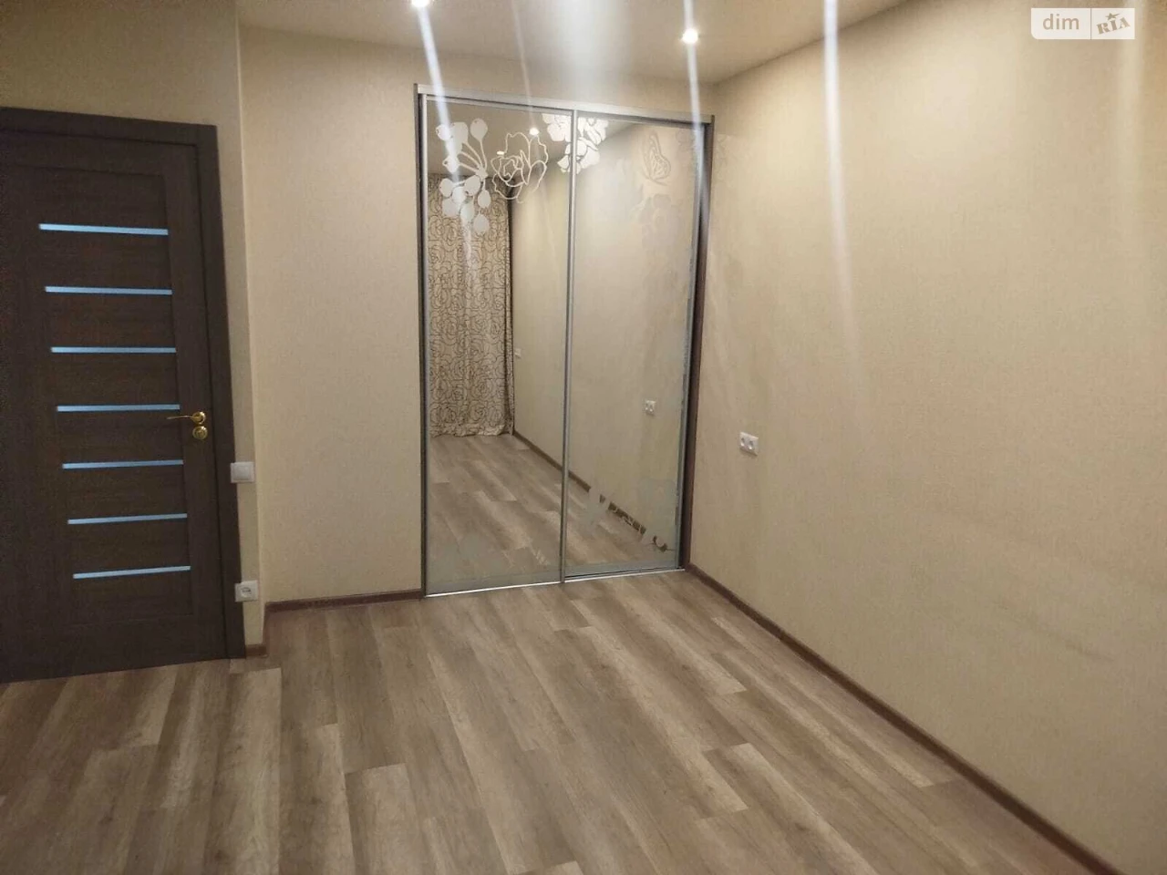Sale Apartment, Salthov