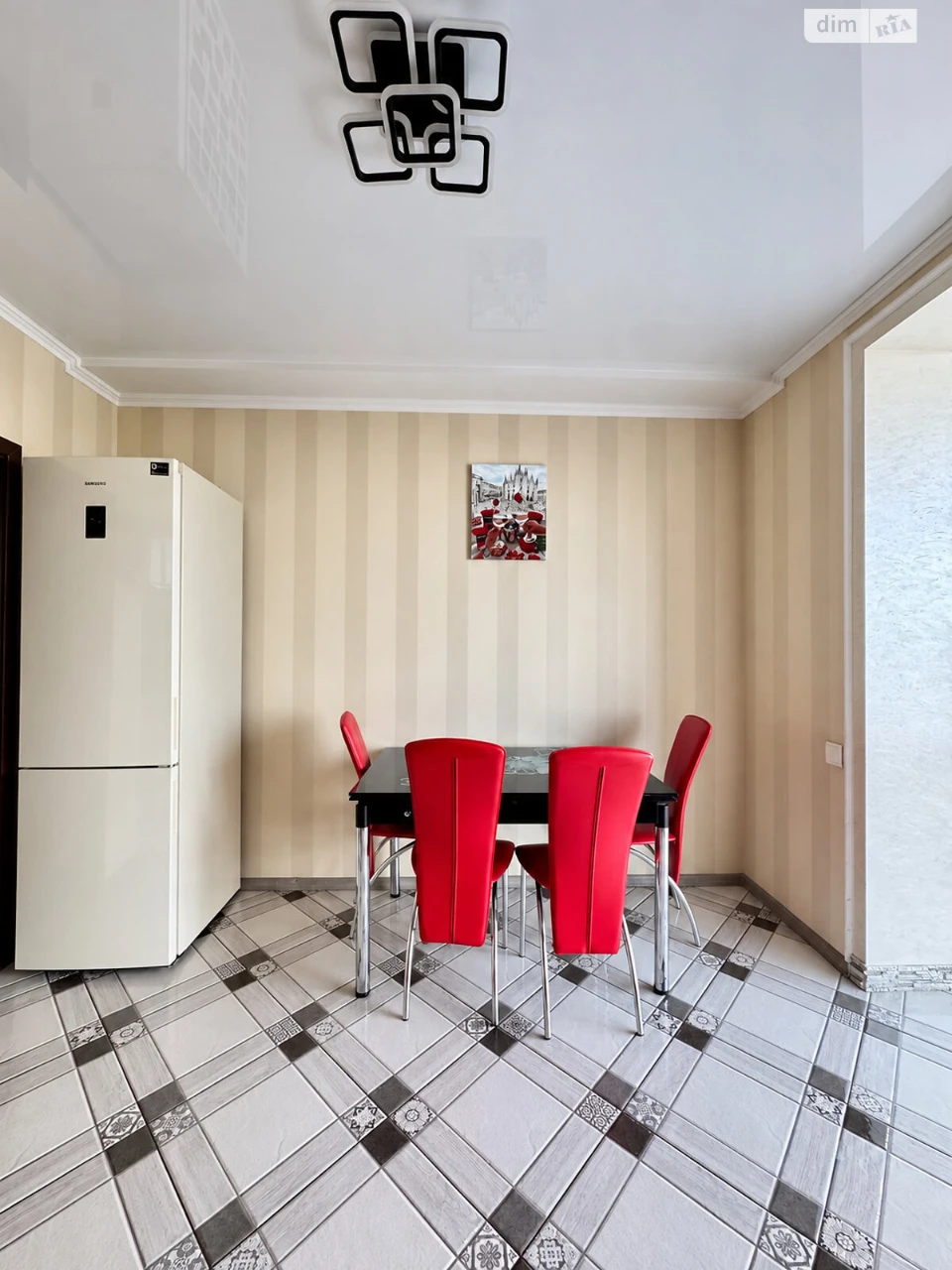 Sale of Apartment, Military Town
