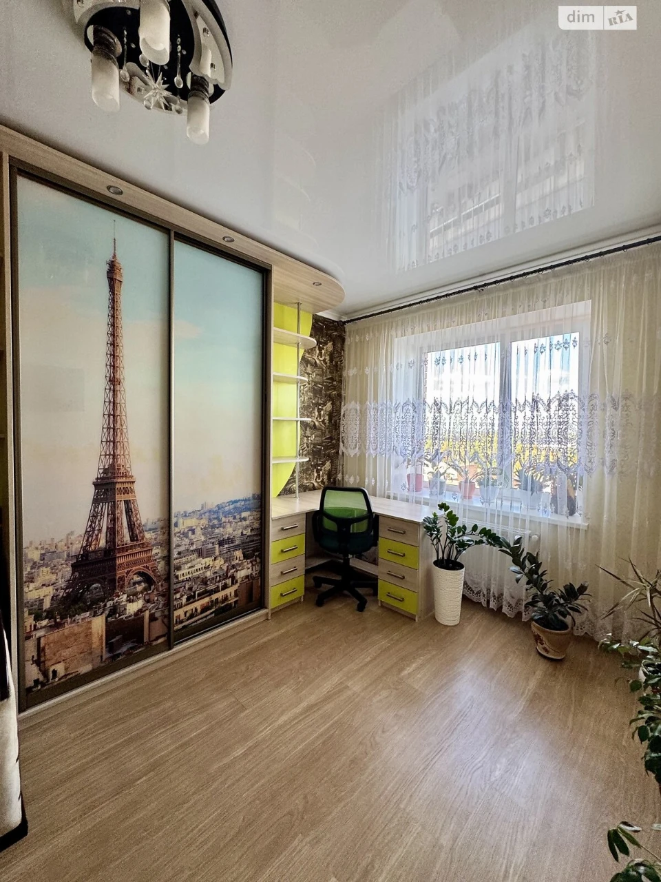 Sale of Apartment, Military Town