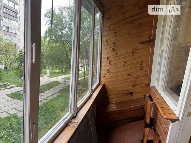 Продаж 2к квартири 53 кв. м на просп. Гонгадзе Георгія 32Б •