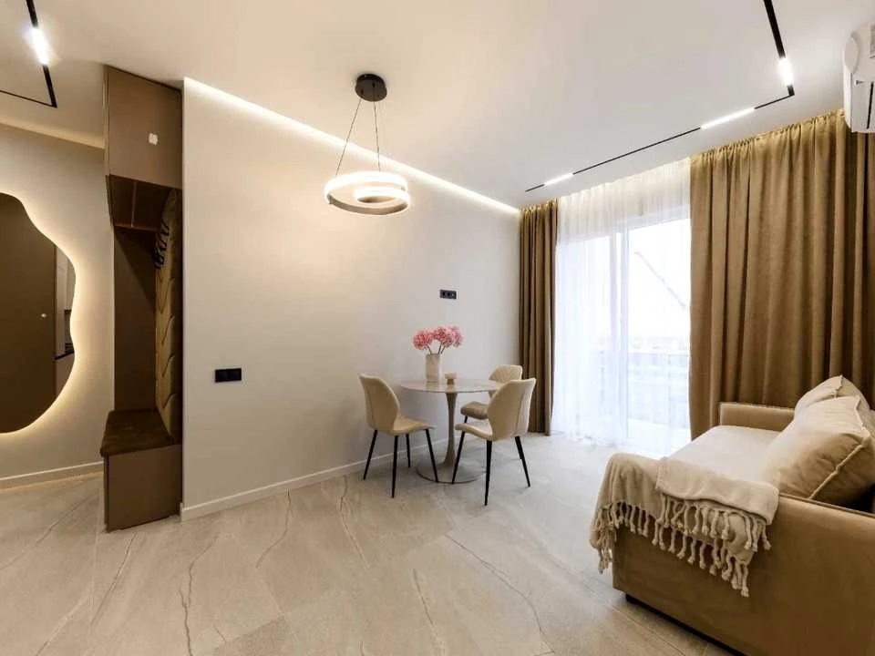Apartment. Uzhgorod, Boris Tlekhasa st.