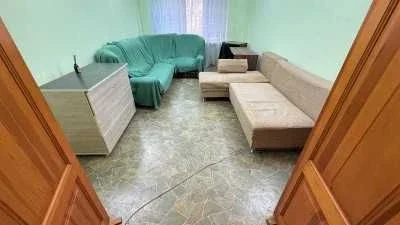 Продам 3-комнатную квартиру Прохоровская/Банный проезд.