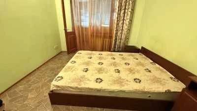 Продам 3-комнатную квартиру Прохоровская/Банный проезд.