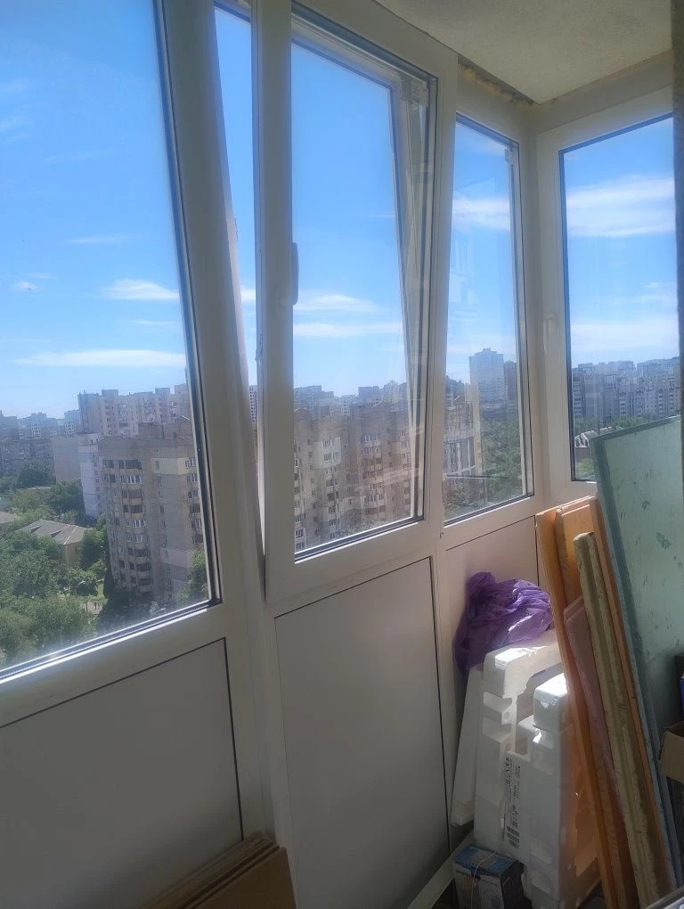 Продається квартира дарниця  Пасхаліна 17