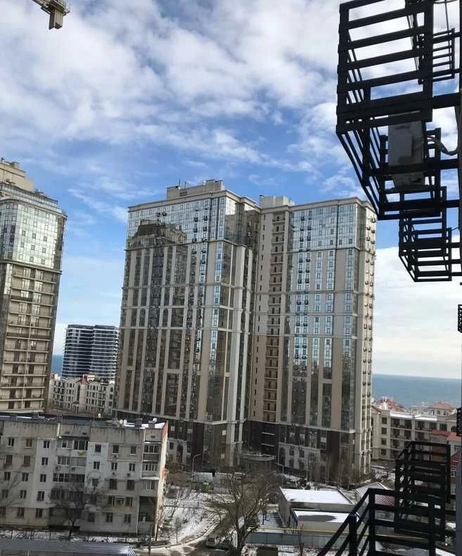 Квартира с ремонтом в ЖК "Атмосфера"