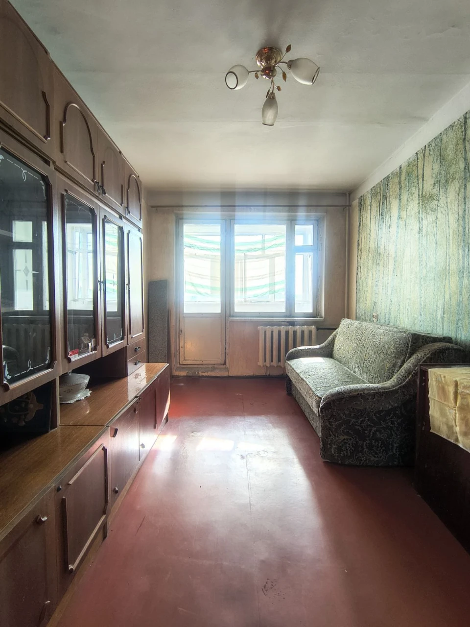 Selling a 3-bedroom apartment in Graviton