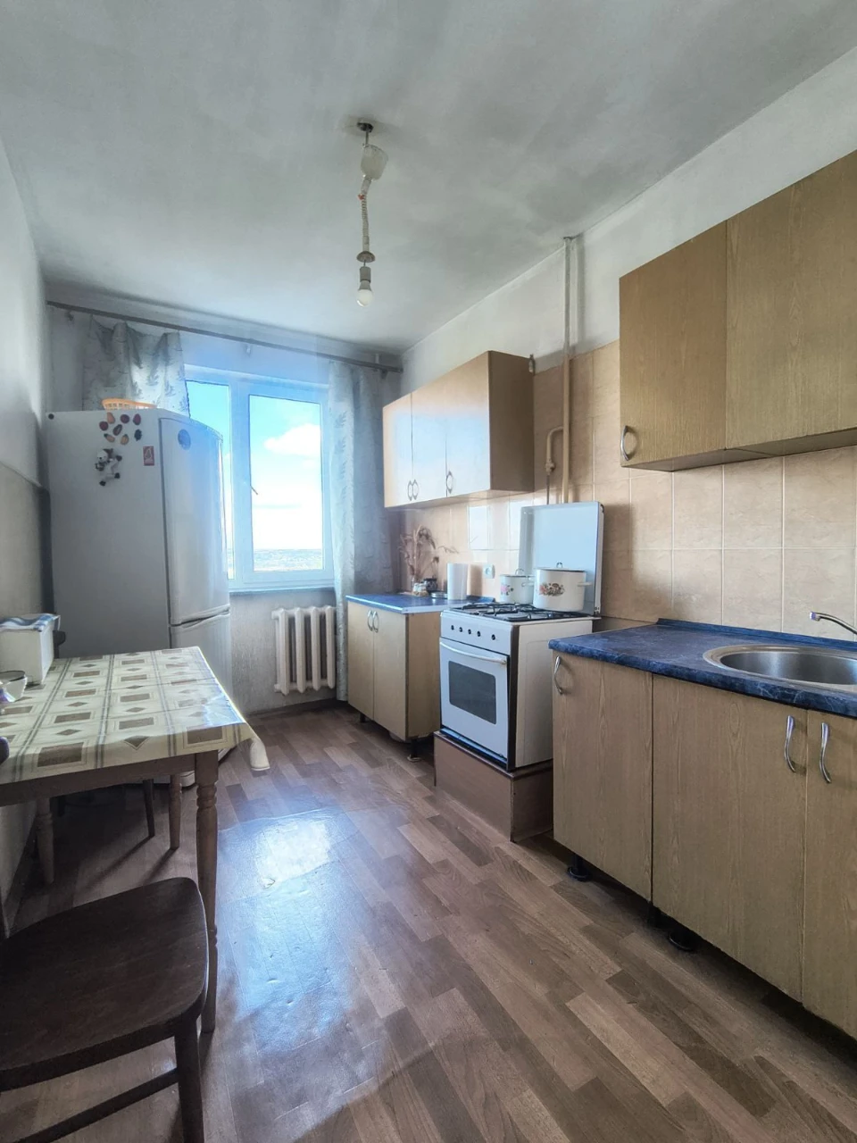 Selling a 3-bedroom apartment in Graviton