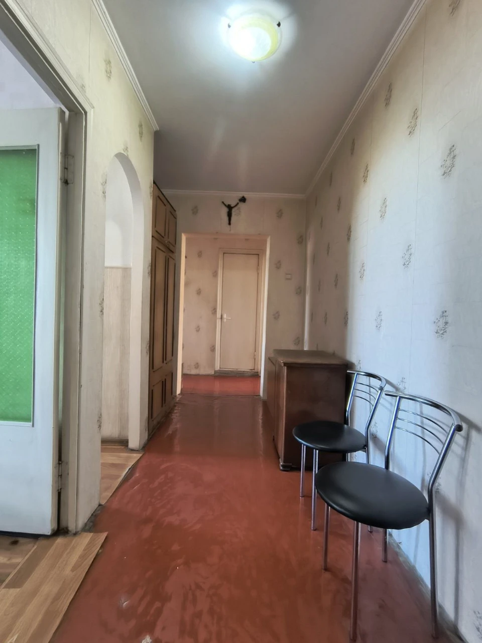 Selling a 3-bedroom apartment in Graviton