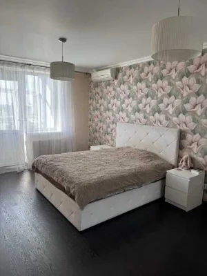 продам 2 кімнатну квартиру