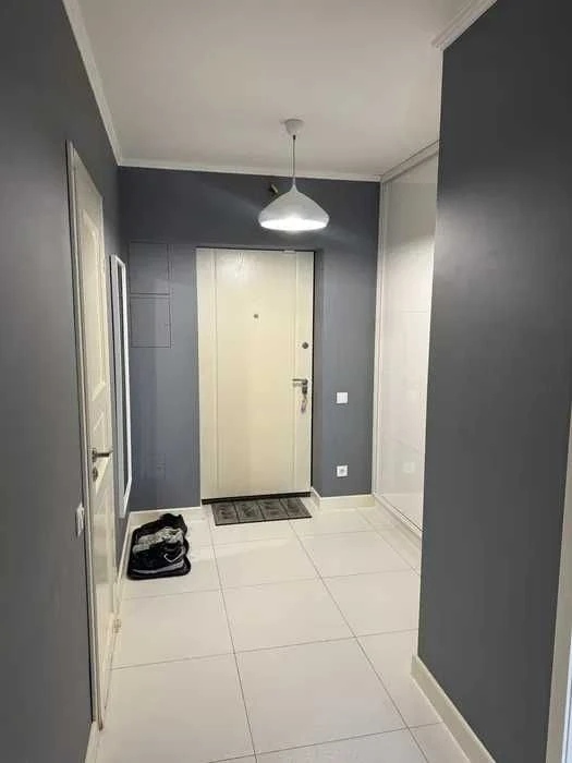 продам 2 кімнатну квартиру