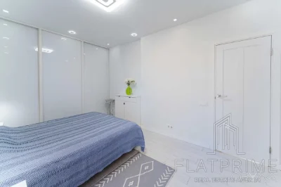 2-room apartment Soho Residence Holosiivskyi district Demiivska.