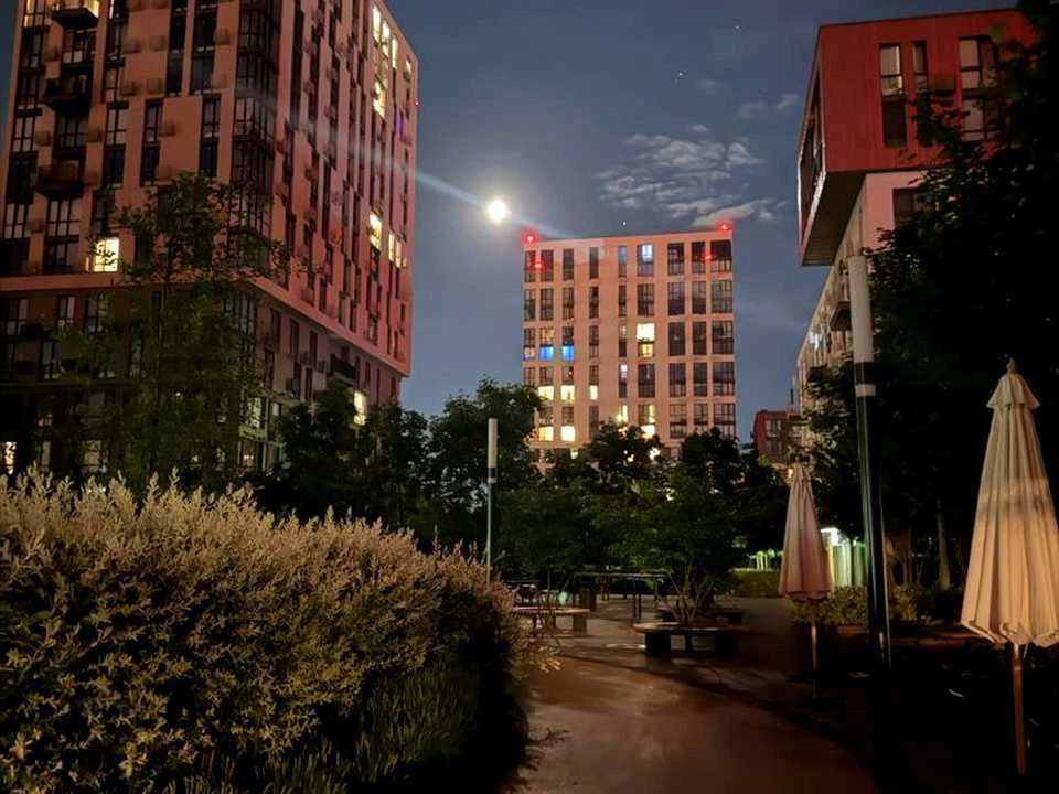 Квартира. Киев, Салютная улица