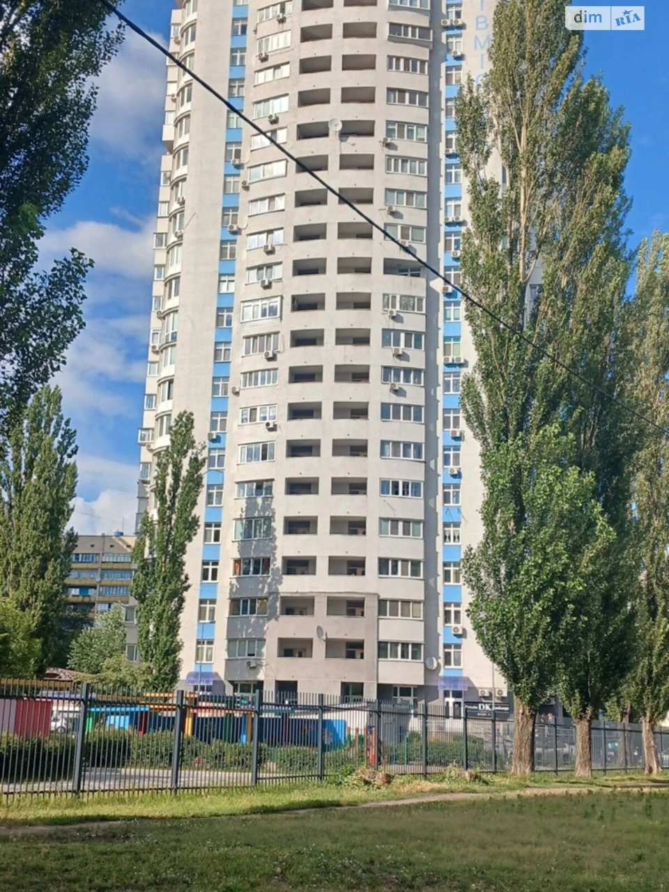 Продаж Квартира Харківський Масив