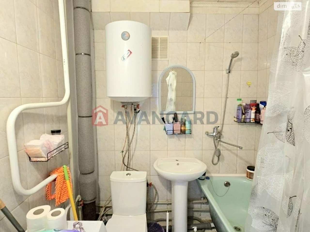 Long-Term Rental: One-Bedroom Apartment in Komunarsky District