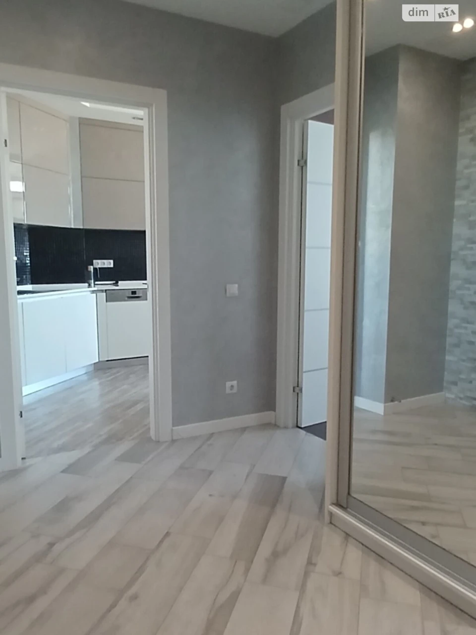 Продаж Квартира Харківський Масив