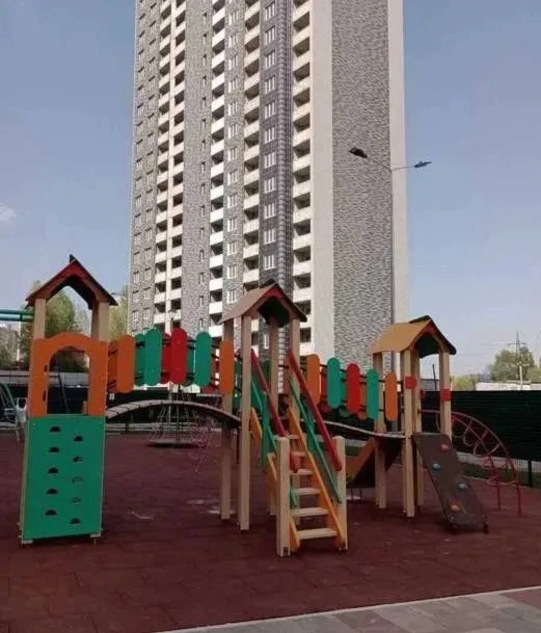 Sale of an apartment with renovation in a completed building in the "Navigator-2" residential complex