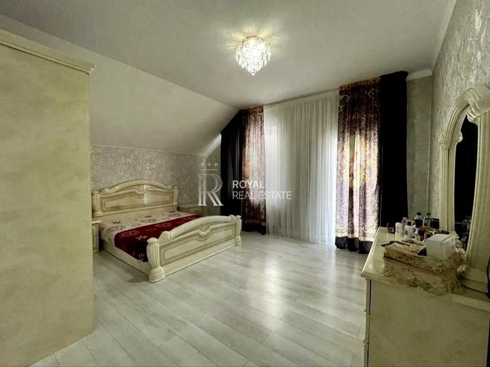 Дом. Киев, улица Колоскова