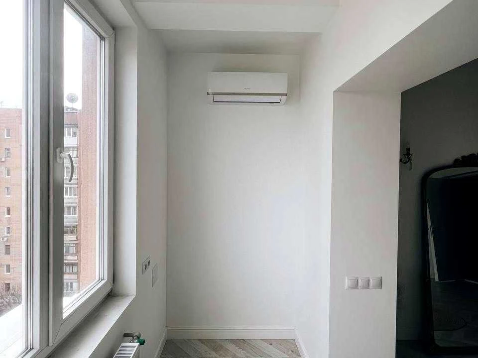 Apartment. Kharkiv, Zbroyarska St. (Malinovsky)