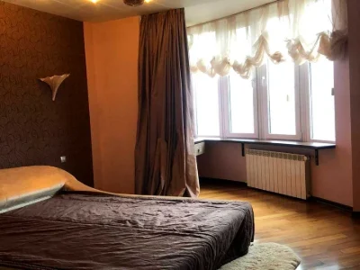 Квартира. Київ, Дніпровська набережна вул.