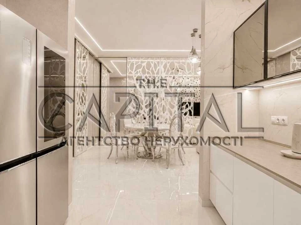 Apartment. Kyiv, John Paul II St. (Patrice Lumumba)