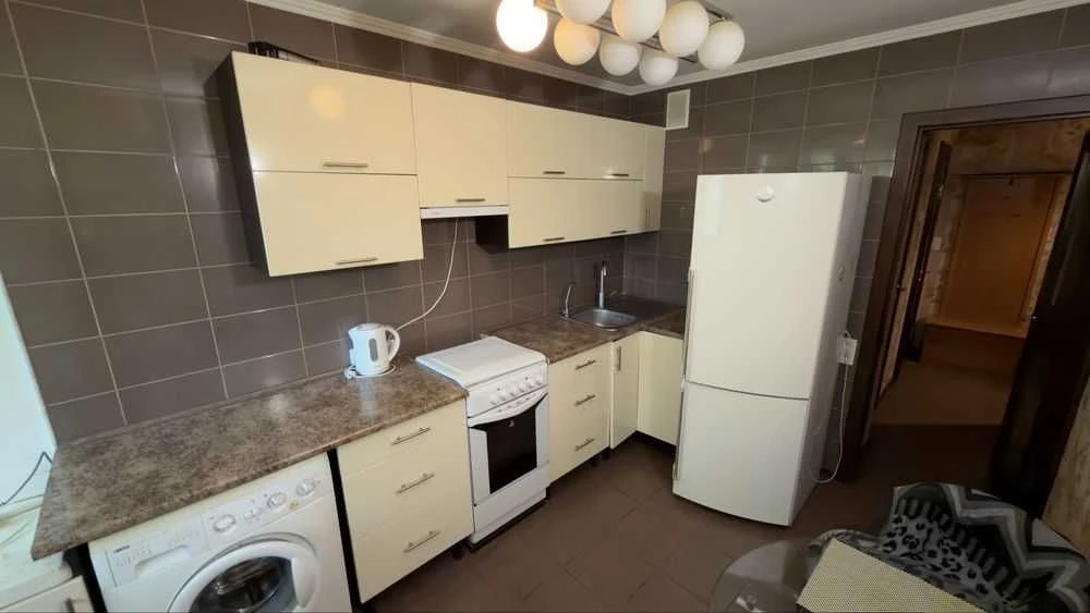 For sale 1-bedroom apartment with renovation on Topole, BRICK, GAS, 36500$