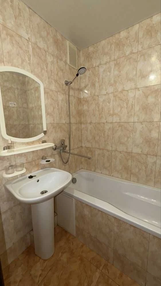 For sale 1-bedroom apartment with renovation on Topole, BRICK, GAS, 36500$