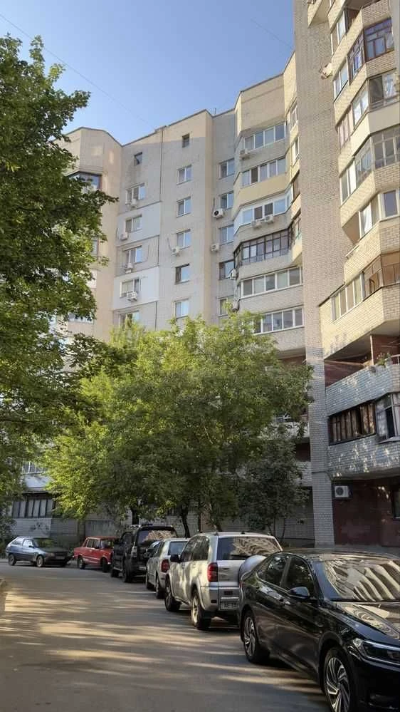 For sale 1-bedroom apartment with renovation on Topole, BRICK, GAS, 36500$