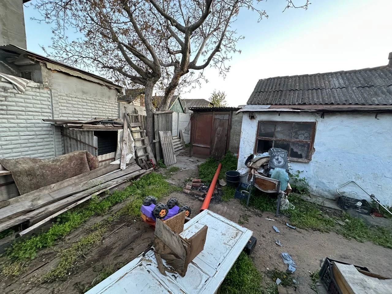 For Sale: Private House, White Street 18