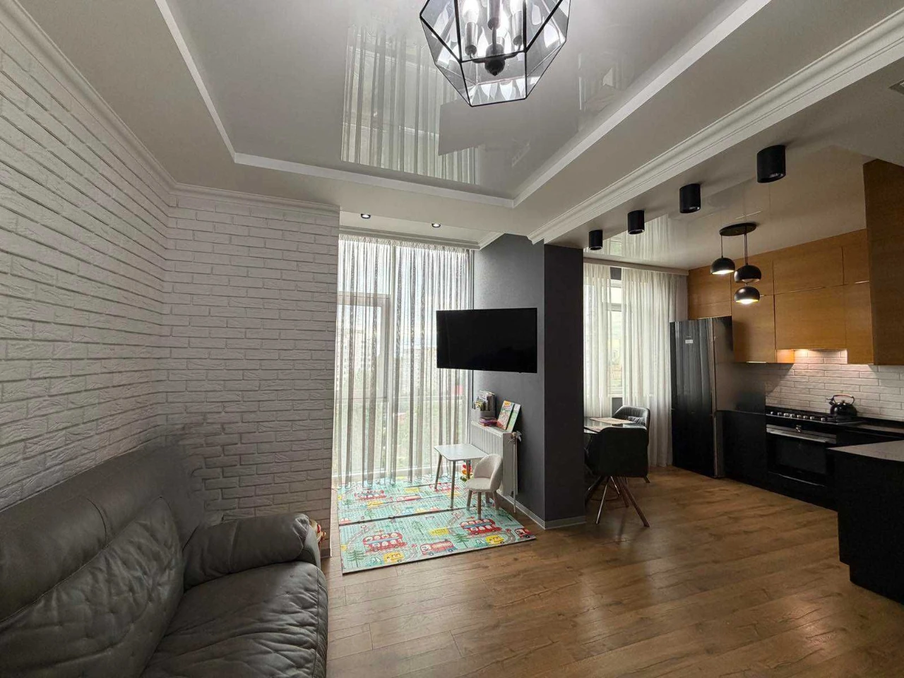 Продается 2-комнатная квартира 64,6 м² в ЖК «14 Перлина», Газ