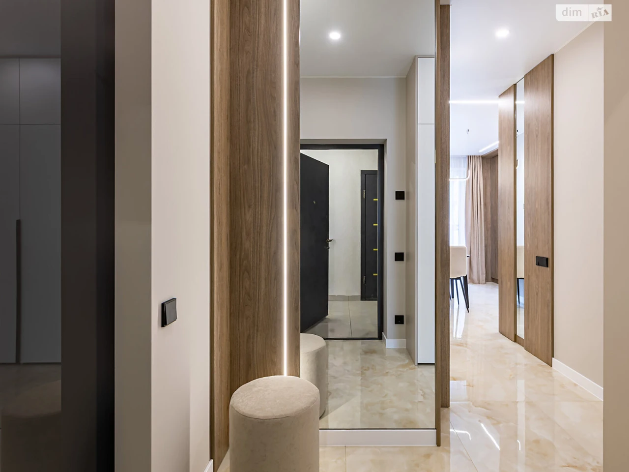 Long-Term Rental Apartment in Sknilivka