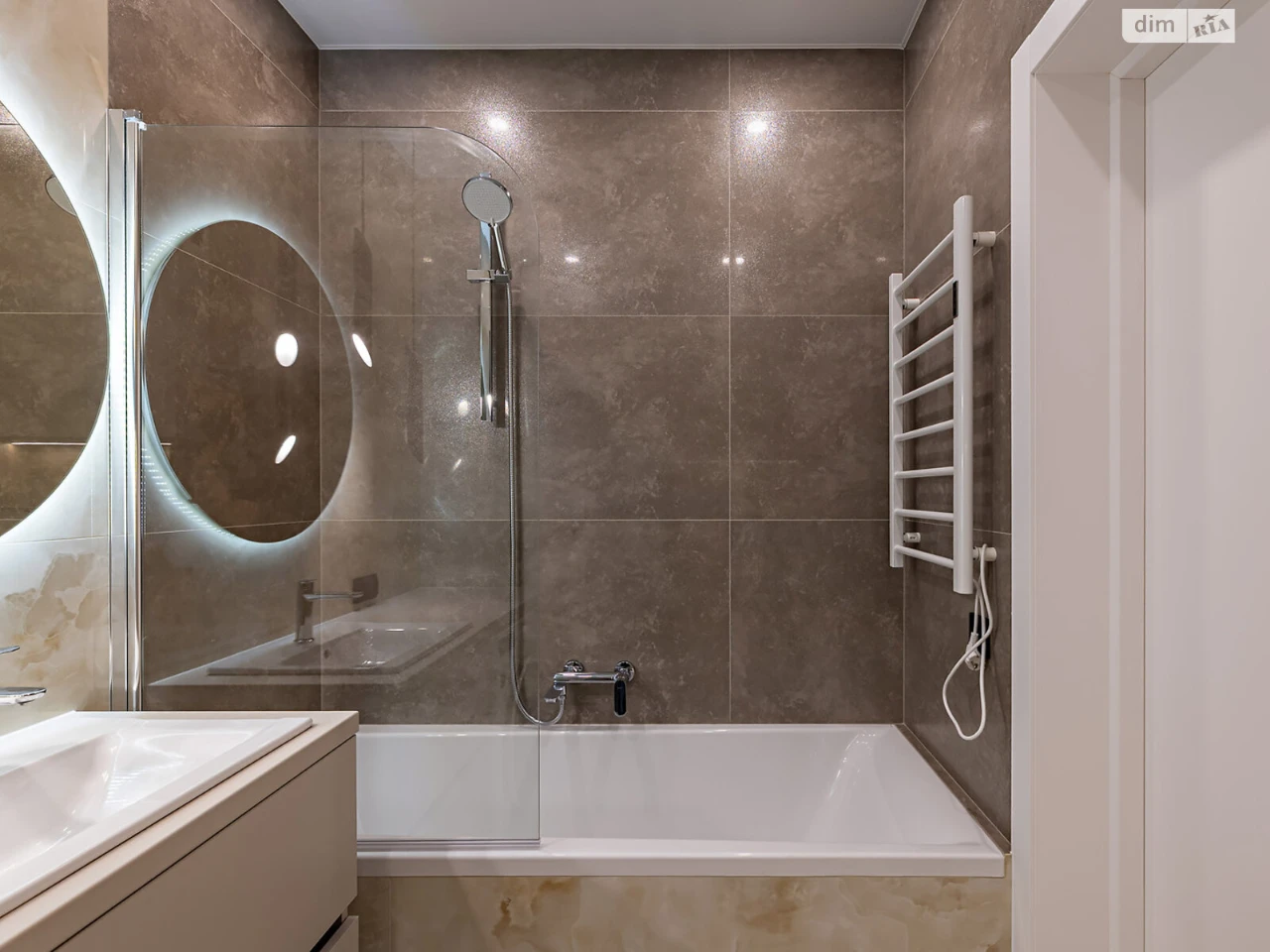Long-Term Rental Apartment in Sknilivka