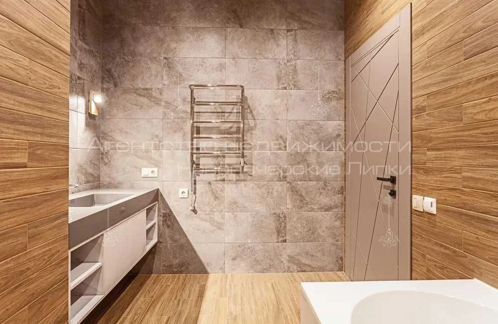 Apartment in ЖК Новопечерські Липки - Verkholyada, 20 / New renovation 81 sq m