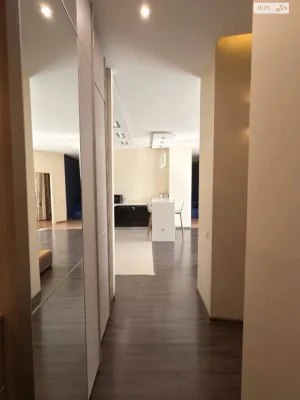 Apartment for Sale: Apartment on Prospect Polya