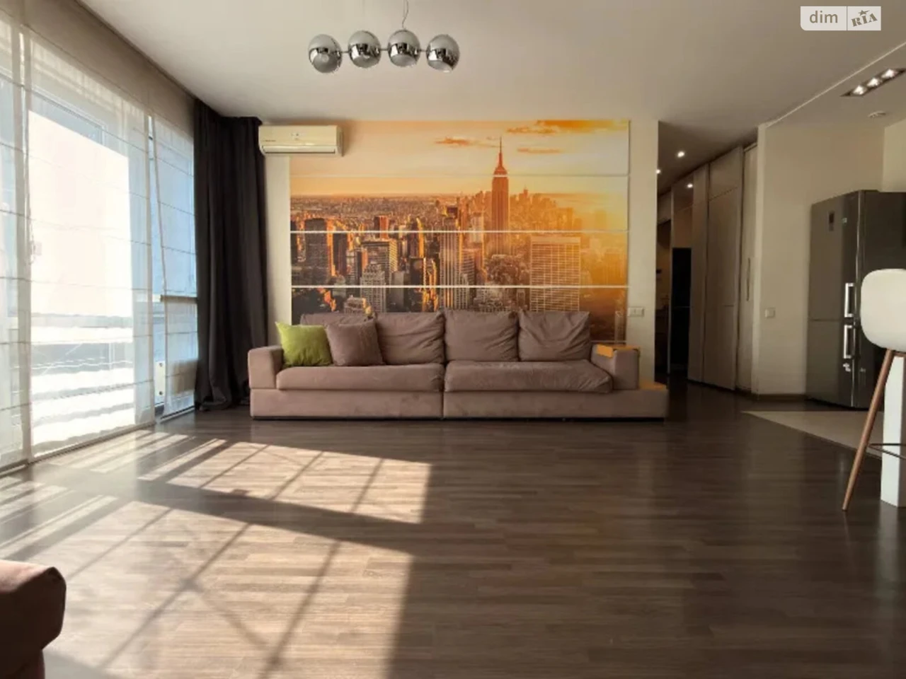 Apartment for Sale: Apartment on Prospect Polya