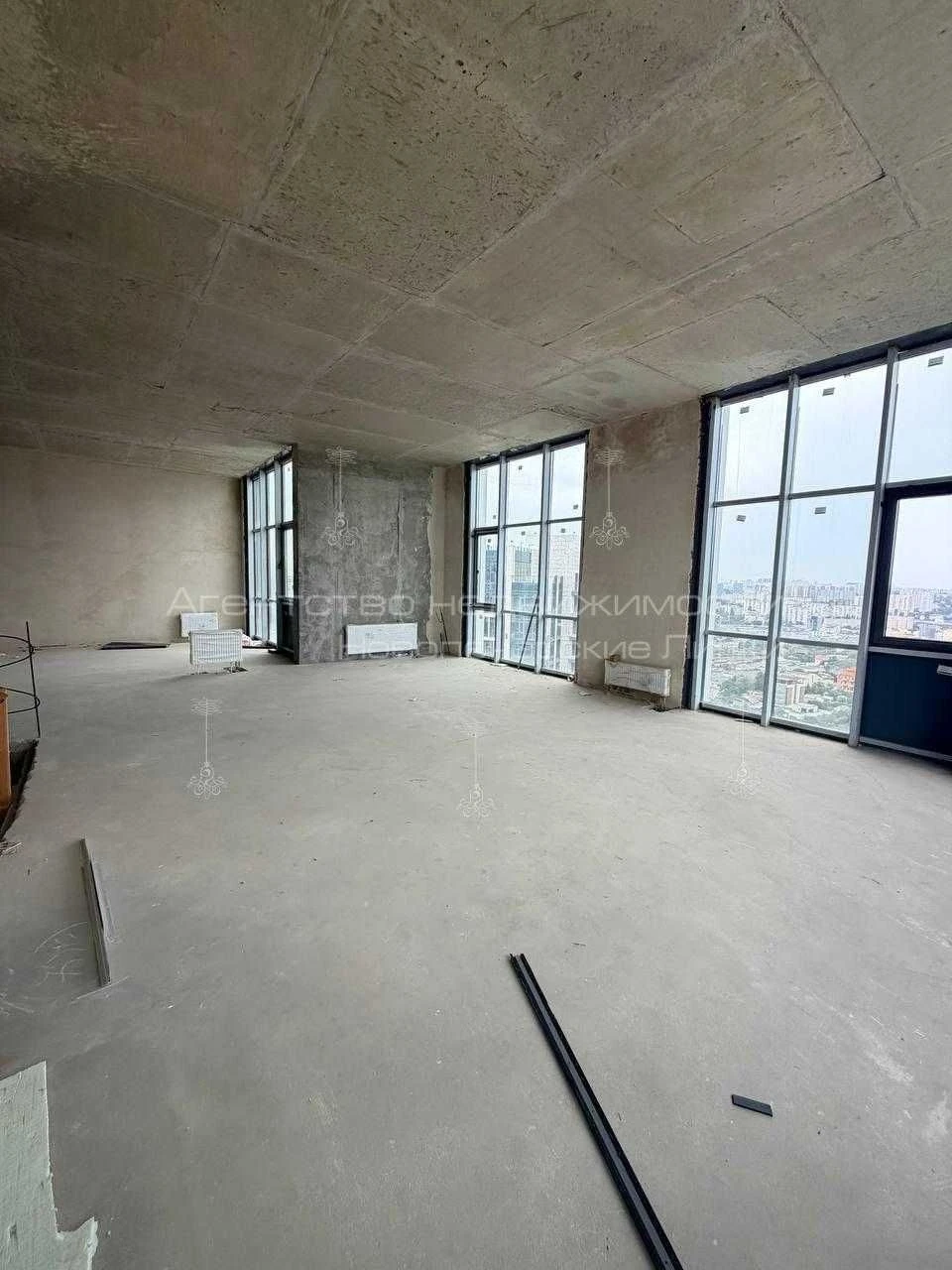 Penthouse 5 rooms, 346 sq.m. in complex "Novopecherski Lipky" - Andriy Verkholyad