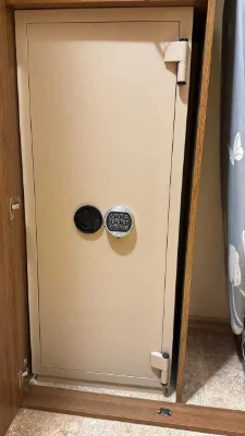 Простора 3-4к. квартира 140м. кв. на Печерську, Лабораторний