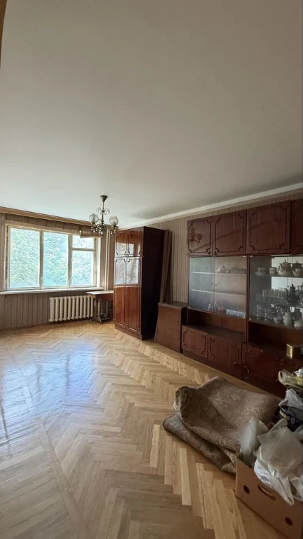 ПРОДАЖ квартири на ВИШЕНЦІ