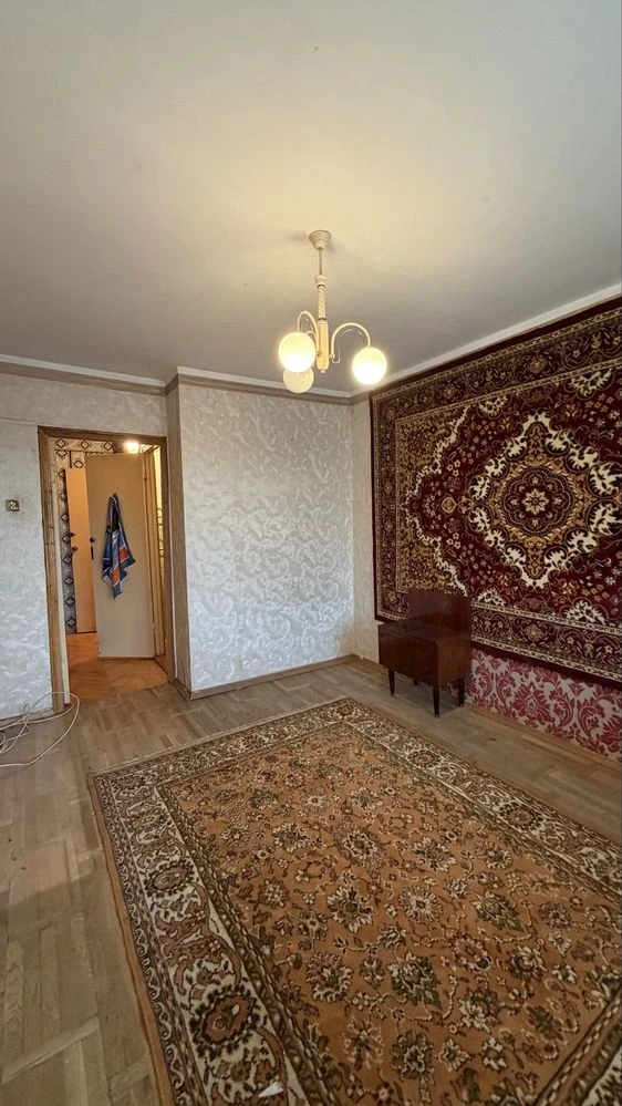 ПРОДАЖ квартири на ВИШЕНЦІ