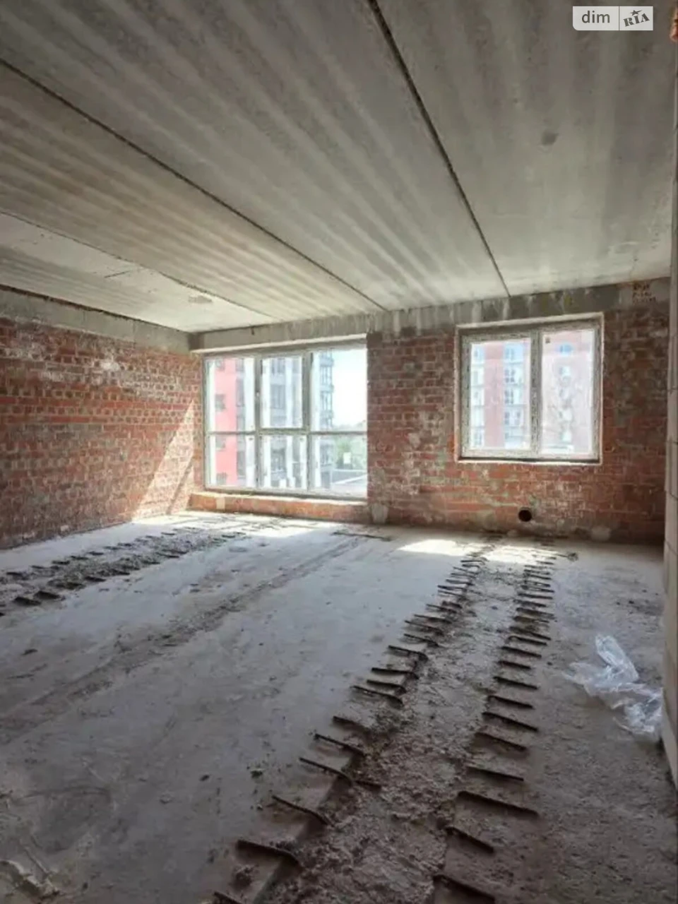 Продажа Квартиры в жилом комплексе BARVY после строителей - 8 этаж из 10 - секция 3 - окна выходят во двор - отопление индивидуальное электро - закрытый двор, детская площадка, есть видеонаблюдение. Рядом расположены ЖК "Щасливий", подстанция, ТРЦ "Дафи", остановка транспорта.