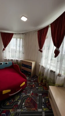 Продаж 1,5 кімнатної квартири на Озерній