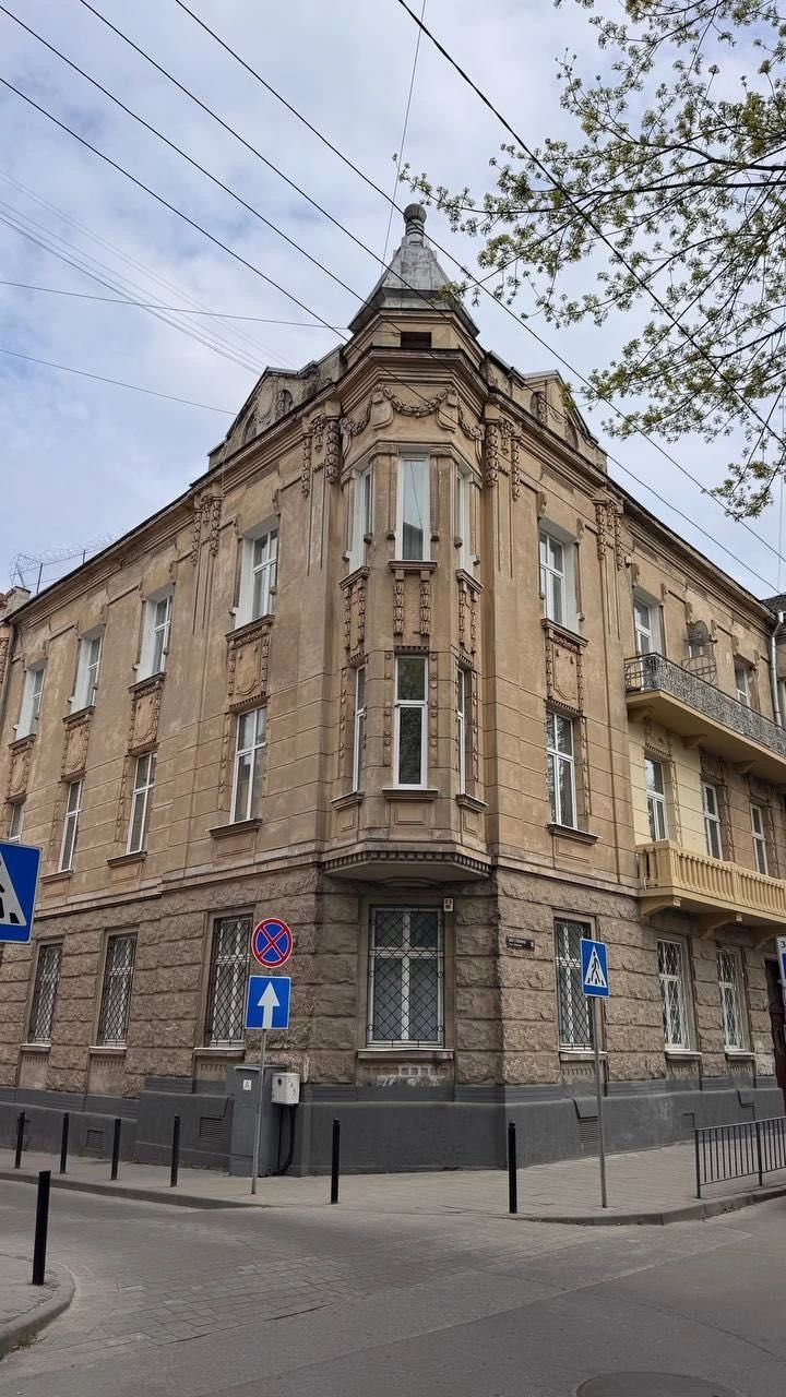 Продаж 3-4 кім квартири вул. Щепкіна, бічна Огієнка, автенти