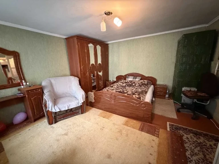 For Sale: 2-room apartment on L. Kobylts Street, City Center