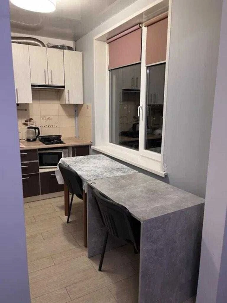 Продаж 2к квартири 45 кв. м на вул. Академіка Павлова