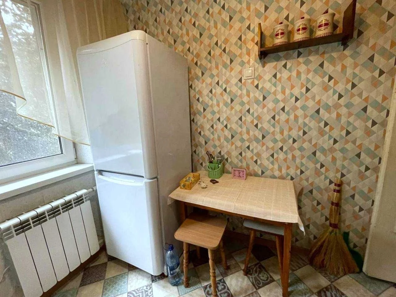 Продам 2-кімнатну квартиру на Садовому проїзді