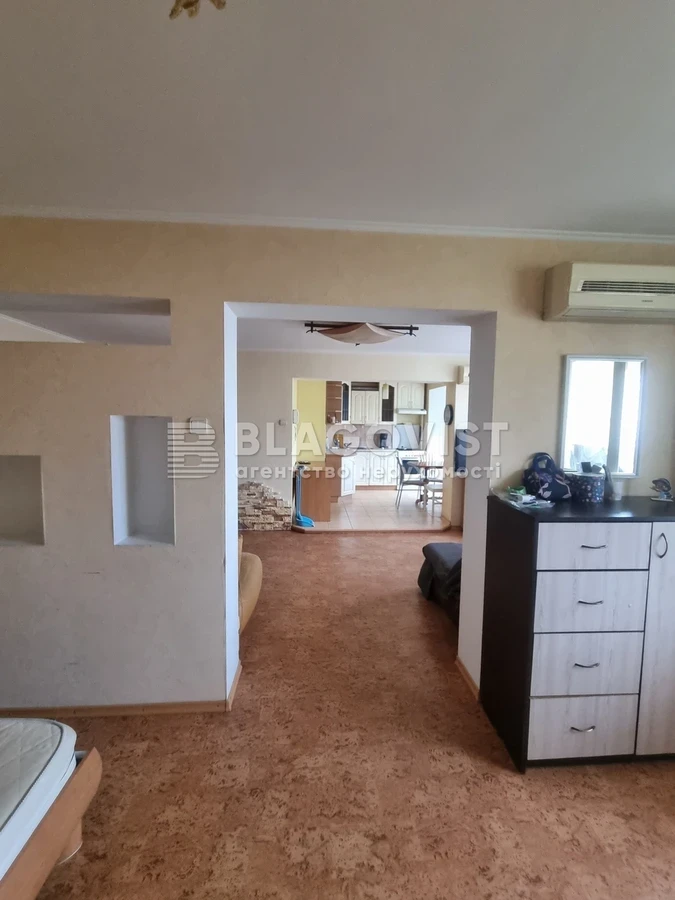 Apartment for Rent - Velika Vasylyvska (Chervo-Armiyska) Street