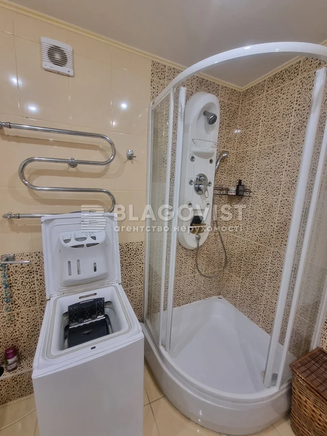Apartment for Rent - Velika Vasylyvska (Chervo-Armiyska) Street
