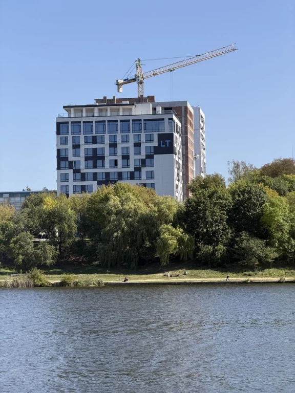 Продам свою 3х кімнатну квартиру в новобудові