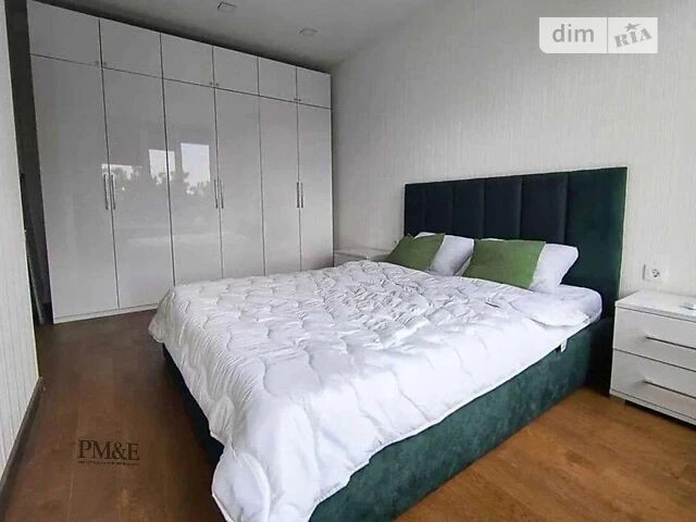 Long-term rental of a 1-bedroom apartment at 35B Vasyl Sutytsia Street • I