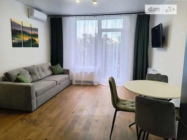 Long-term rental of a 1-bedroom apartment at 35B Vasyl Sutytsia Street • I