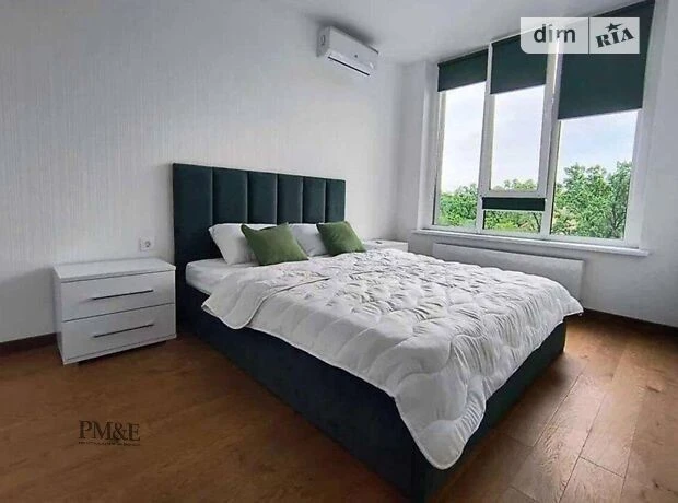 Long-term rental of a 1-bedroom apartment at 35B Vasyl Sutytsia Street • I